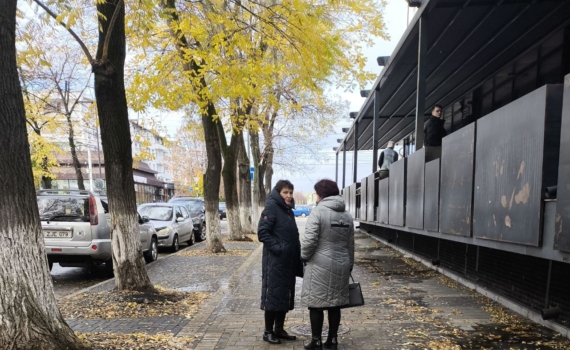 Пуховик старит, даже если вам нет 30: 5 деталей верхней одежды, которые прибавляют возраст и вес Пуховик старит, даже если вам нет 30: 5 деталей верхней одежды, которые прибавляют возраст и вес