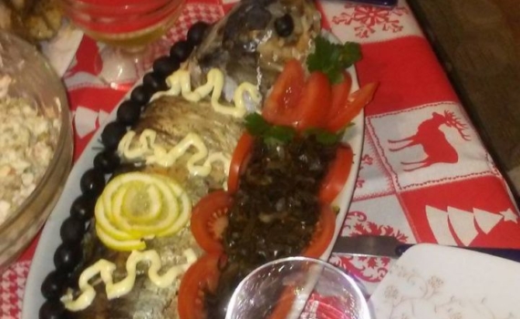 Новый год без лишних килограммов: простые правила от врача для комфортных праздников Новый год без лишних килограммов: простые правила от врача для комфортных праздников