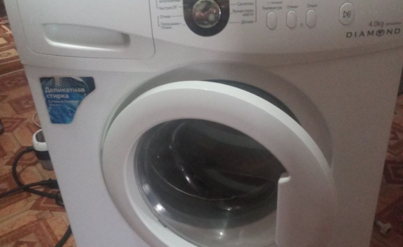 Секрет машинки, которая служит уже 20 лет: вот что делать всего 3 минуты после каждой стирки Секрет машинки, которая служит уже 20 лет: вот что делать всего 3 минуты после каждой стирки