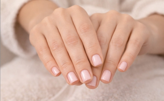 Цвет решает больше, чем кажется: руки сразу выглядят моложе — лучшие оттенки маникюра для женщин 50+ Цвет решает больше, чем кажется: руки сразу выглядят моложе — лучшие оттенки маникюра для женщин 50+