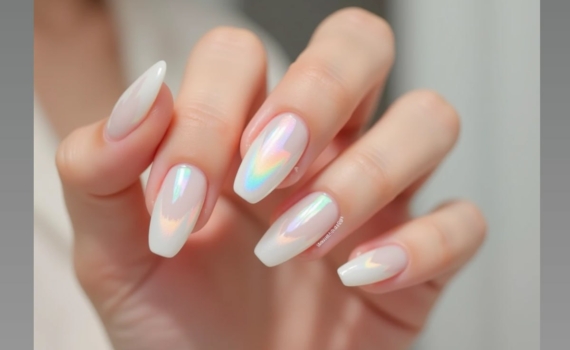 Ногти, как капля сиропа: тренд, который заменил сложный нейл-дизайн — идеальный маникюр без лишнего Ногти, как капля сиропа: тренд, который заменил сложный нейл-дизайн — идеальный маникюр без лишнего